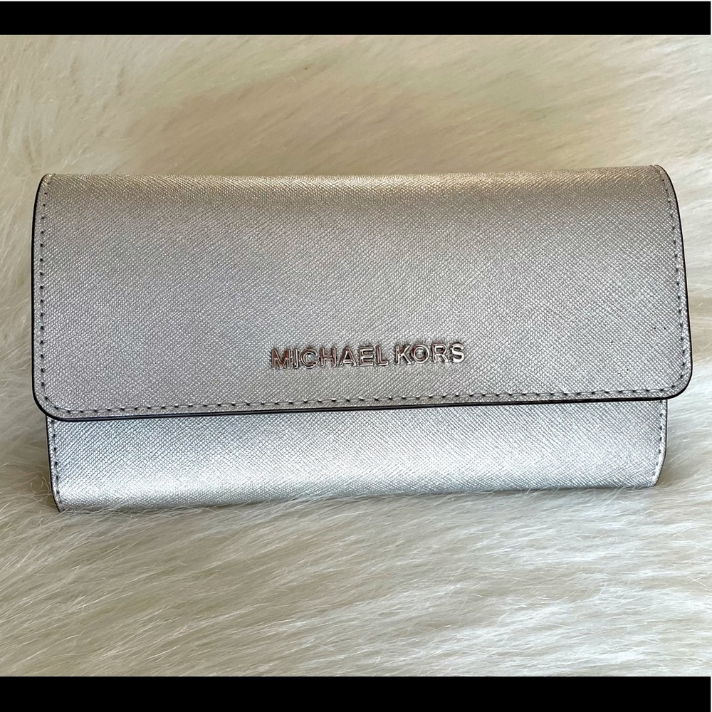 Michael Kors platinum wallet